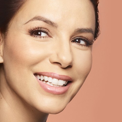 Eva Longoria Revitalift (producto estrella)